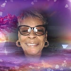 Meet your Posher, Angie